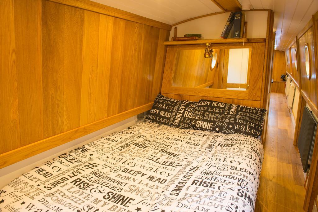 Narrowboat Puzzle Hotel Ely Kültér fotó
